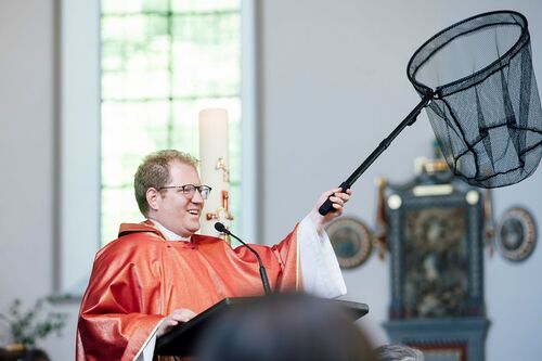 Dompfarrer Fabian Jochum / mathis.studio/Katholische Kirche Hohenems